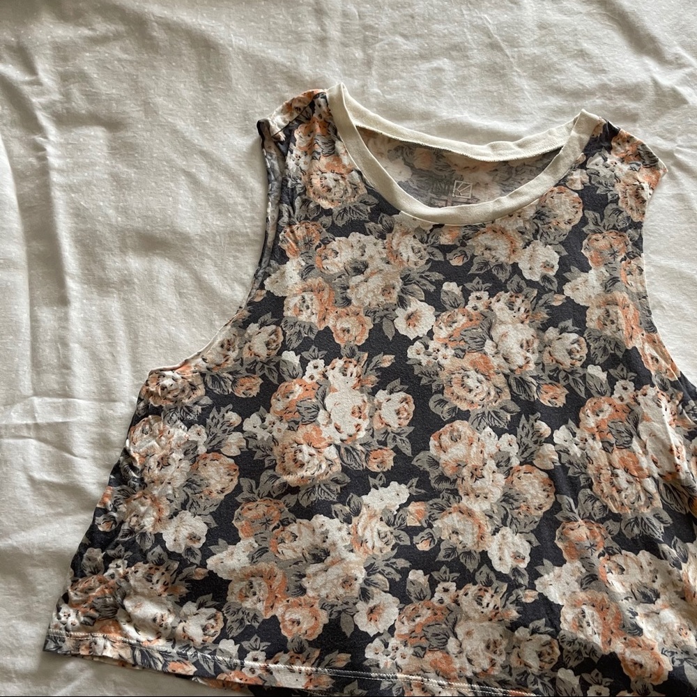 PacSun Cropped Muscle Tee